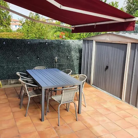 펜션 Duplex With Terrace Between And Bay - *