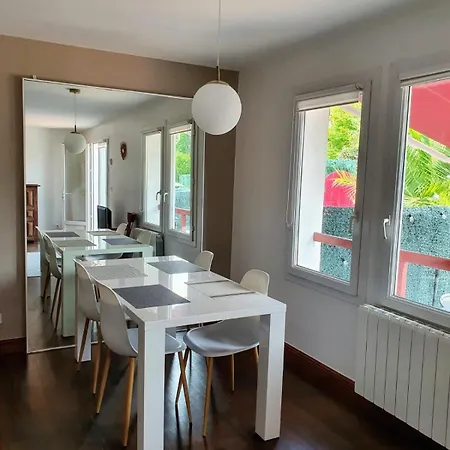 Duplex With Terrace Between And Bay - 펜션 *