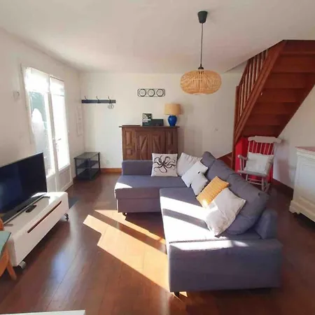 Duplex With Terrace Between And Bay - Holiday home *