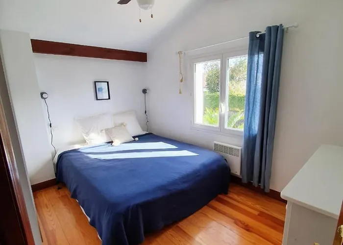 Duplex With Terrace Between And Bay - * 앙다이